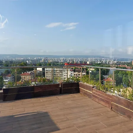 Apartment с панорамна гледка Varna